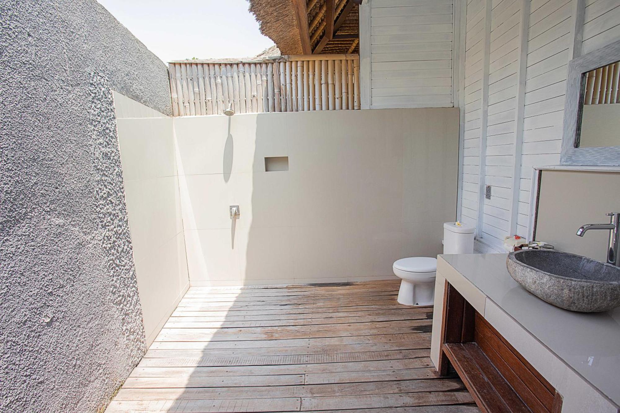 Koji Garden Huts Hotel Nusa Lembongan  Exterior photo