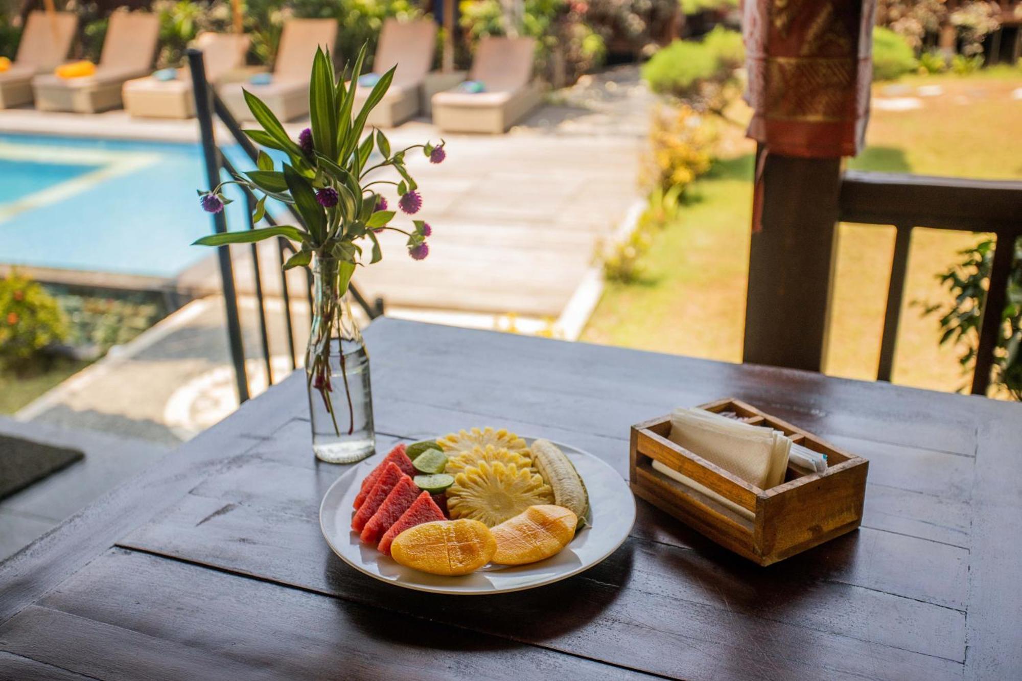 Koji Garden Huts Hotel Nusa Lembongan  Exterior photo